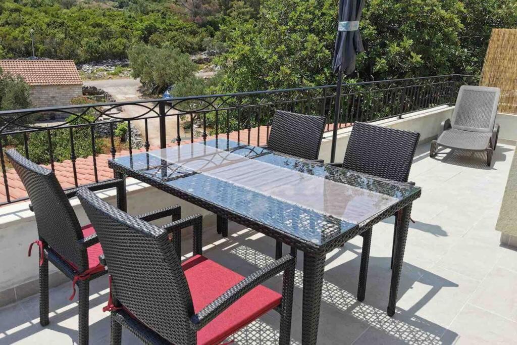 Deluxe Apartman “ Koromacna” Kneza Luaran gambar